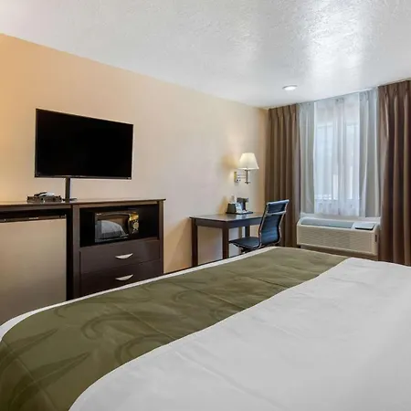 Quality Inn&Suites Albuquerque North near Balloon Fiesta Park Extérieur photo